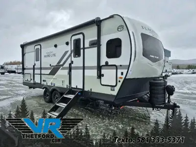 VR Thetford 2026 Flagstaff Micro Lite 25FKB Paiement à partir de 140.0$/sem. + TX. 2026 Flagstaff Mi...