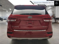 TOP TRIM! LOW KILOMETERS! Premium Black Leather | Panoramic Sunroof | Smartphone Integration | 10 Sp... (image 4)