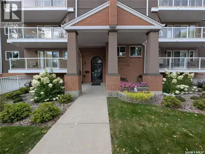 Two Level Condo! - This rare Nutana condo opportunity is walking distance to the U of S, Broadway, t...