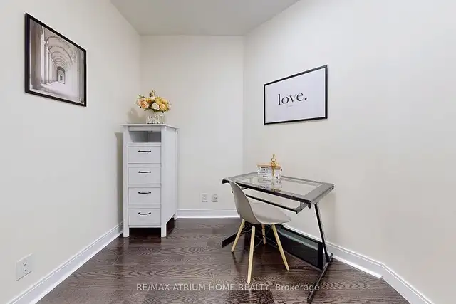 Beautiful 1 Bedroom + Den Condo in Condos for Sale in Mississauga / Peel Region - Image 6