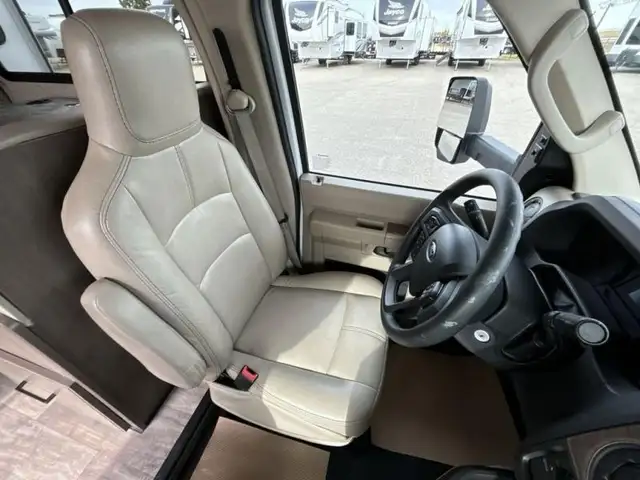 2023 Thor Motor Coach Chateau 22B in RVs & Motorhomes in Red Deer - Image 21