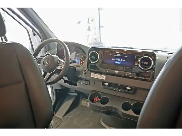 2023 Entegra Coach Qwest 24N B+ Mercedes turbo diesel 2023 NEUF in RVs & Motorhomes in Laval / North Shore - Image 24