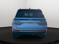 Experience the perfect blend of legendary 4x4 capability and electrified efficiency in this high-tec... (image 3)