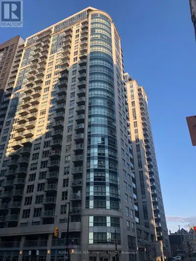 2104 - 242 RIDEAU STREET Ottawa, Ontario