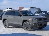 This Jeep Cherokee has a strong Intercooled Turbo Gas/Electric I-4 1.6 L/98 engine powering this Var... (image 1)