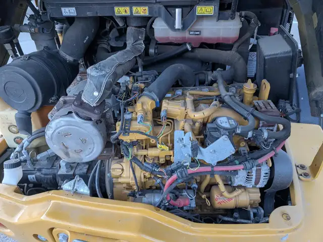 2020 CATERPILLAR 908M in Heavy Equipment in Edmonton - Image 22