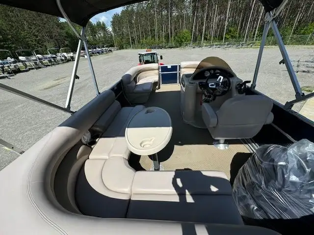 2013 19' STARCRAFT PONTOON 40HP 4-STROKE EFI - 180 HOURS! in Powerboats & Motorboats in Peterborough - Image 9