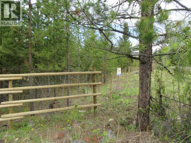 LOT B LONE BUTTE HORSE LAKE ROAD Lone Butte, British Columbia in Land for Sale in 100 Mile House - Image 4