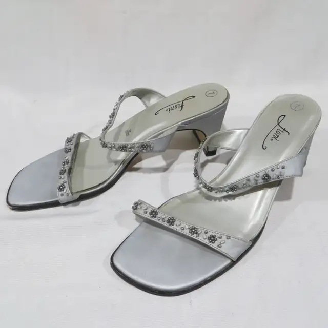 Vintage Fioni Woman's Slip on Beaded Sandals Size 7632350146526751214