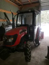 Brand new 40 hp diesel 4x4 cab tractor 