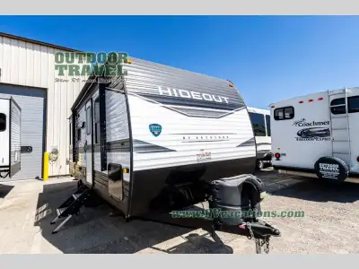 Keystone Hideout travel trailer 202RD highlights: Queen-Size Bed Jackknife Sofa Full Bathroom Pantry...