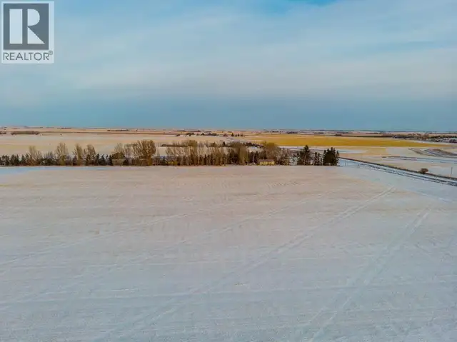 W4R26T25S16QSE Range Road 264 Rural Wheatland County, Alberta in Land for Sale in Calgary - Image 2
