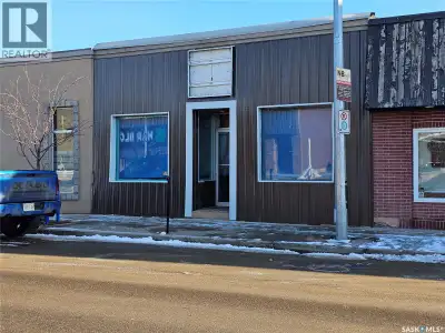 Prime Commercial Storefront Lease – 1,914 Sq. Ft. High Visibility Space! Excellent opportunity to le...