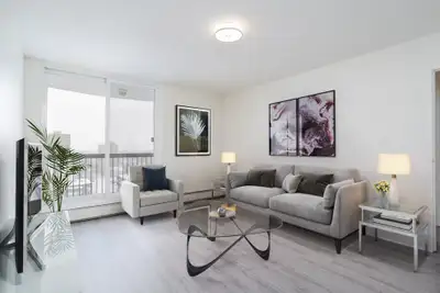 Deville Apartments is perfect for those who love living in the heart of a vibrant city. This high-ri...