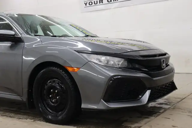 2018 Honda Civic Hatchback LX in Cars & Trucks in Saskatoon - Image 12