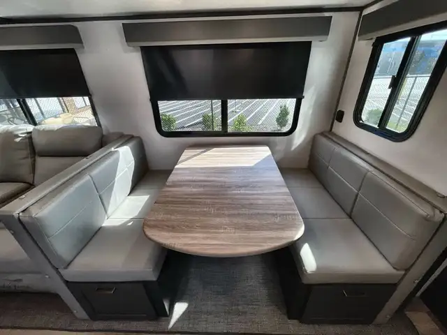 2023 KEYSTONE PREMIER ULTRALIGHT 25FKPR (FINANCING AVAILABLE) in Travel Trailers & Campers in Cambridge - Image 7