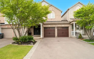 Designers’ own showpiece home backing onto breathtaking Levi Creek & expansive nature conservation a...