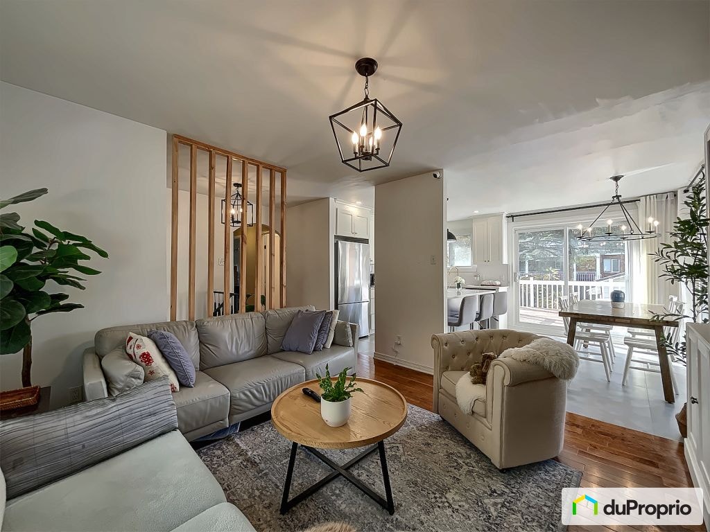 $699,000 - Bungalow for sale in Brossard — photo 1