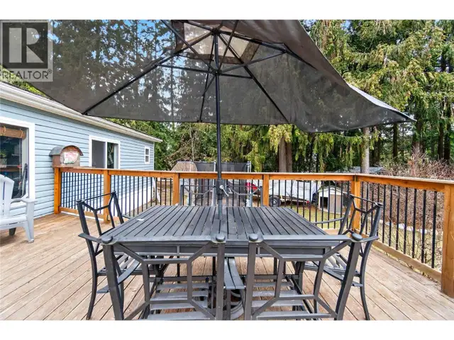 19 West Poirier Road Mara, British Columbia in Houses for Sale in Kamloops - Image 37