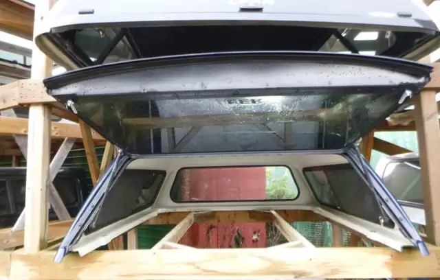 2019 - 2025 Chevrolet Silverado 1500 6'6 GAO Northsky Blue Metal in Other Parts & Accessories in Kitchener / Waterloo - Image 4