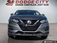 This Nissan Qashqai boasts a Regular Unleaded I-4 2.0 L/122 engine powering this Variable transmissi... (image 8)