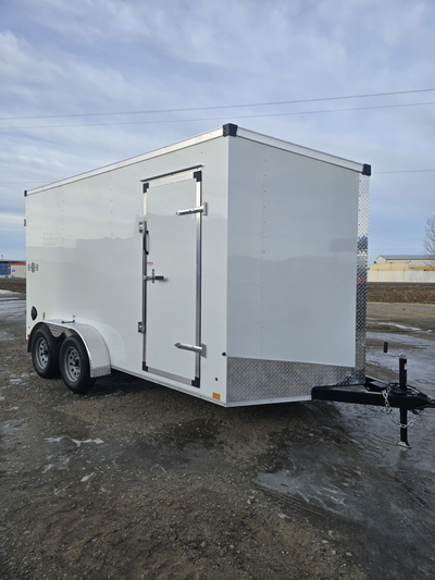 Stock # 6344 COMPETETIVLEY PRICED AT $11,222 TAX IN OUT THE DOOR PRICING, LEASE OR FINANCE OAC ! LOW...