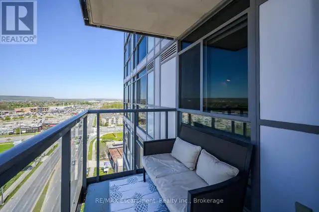 1606 - 1940 IRONSTONE DRIVE Burlington (Uptown), Ontario in Condos for Sale in Oakville / Halton Region - Image 26
