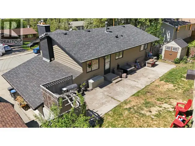 1460 N TWELFTH AVENUE Williams Lake, British Columbia in Houses for Sale in Williams Lake - Image 5