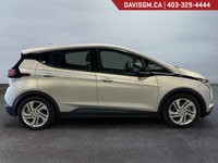 The 2023 Chevrolet Bolt EV 1LT blends efficient electric performance, modern technology, and everyda... (image 3)