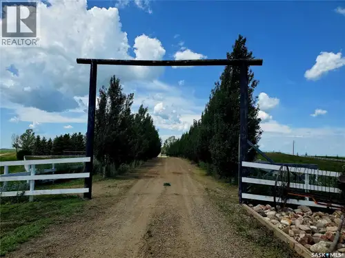 Welcome to this exceptional acreage just minutes from Neville, nestled in the heart of Saskatchewan'...