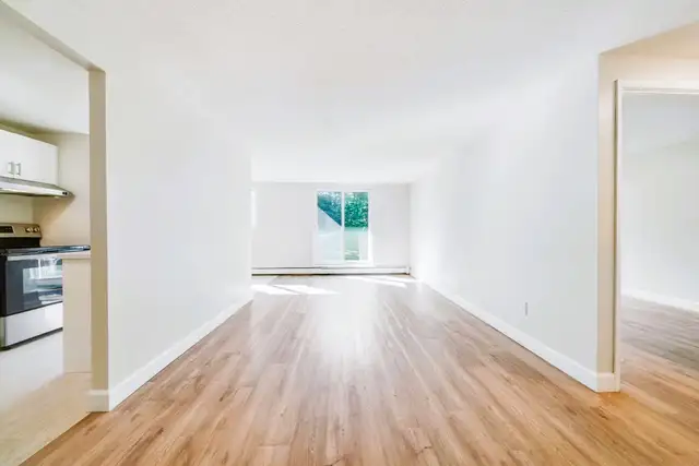 Hanover 2 Bedroom Apartment for Rent: in Long Term Rentals in Owen Sound - Image 9