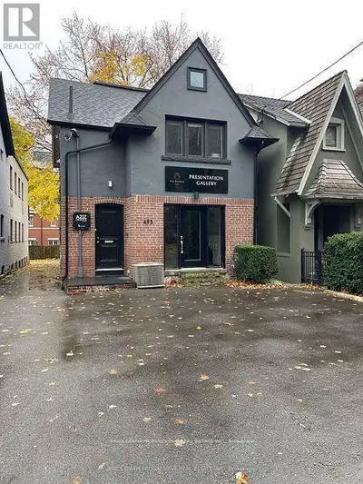 Office/Professional Space/Studio With 3 Car Parking in the heart of Casa Loma/South Hill area. Curre...