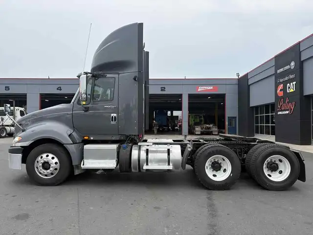2015 International Prostar SELLING AS-IS in Heavy Trucks in Hamilton - Image 10