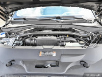 Cooled Leather Seats, Dynamic Handling Package, Full Rear Console! With a plush interior, a stunning... (image 8)