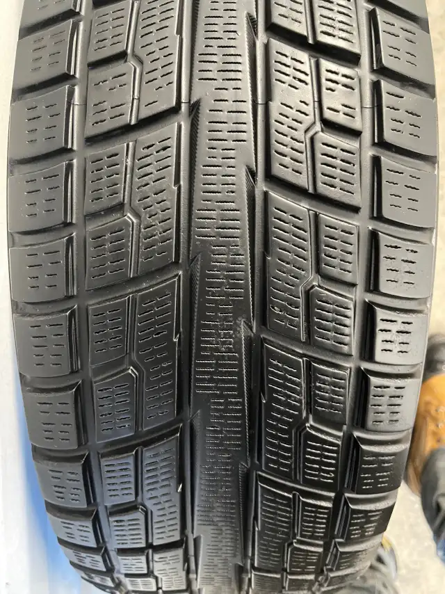Pair2️⃣:  215/65R16 98T  Yokohama iceGUARD iG51v Winter Tires. in Tires & Rims in Mississauga / Peel Region - Image 6