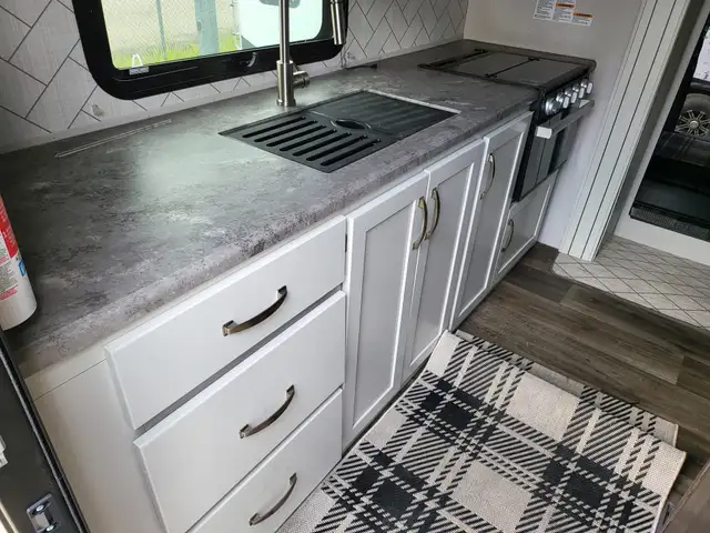 2023 Keystone COUGAR Sport 2100 RK in Travel Trailers & Campers in St. Albert - Image 17