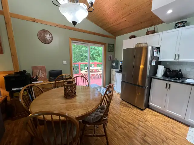 AFFORDABLE WATERFRONT HOME in Houses for Sale in Ottawa - Image 7