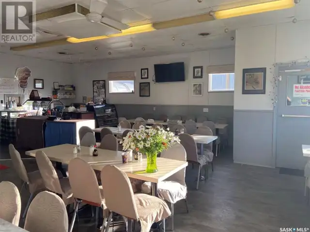 17 Centre STREET Neilburg, Saskatchewan62863795363331123