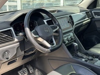 * Drivetrain: 4MOTION All-Wheel Drive with selectable drive modes (Snow, On-Road, Off-Road, Custom).... (image 4)
