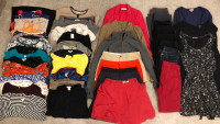 Women’s Clothing Lot (Size: Small)