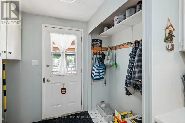 18 PINEVIEW STREET Malahide (Lyons), Ontario in Condos for Sale in Woodstock - Image 20
