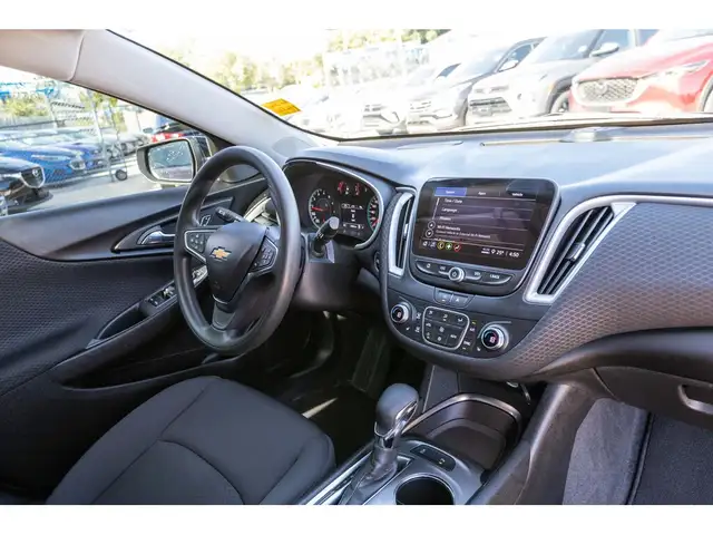 2024 Chevrolet Malibu 1LT | CARPLAY | BACKUP CAMERA | HEATED SEA in Cars & Trucks in Winnipeg - Image 17