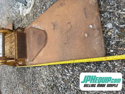 Cat 336 Excavator Spoon WE SHIP DIRECT TO YOU, USA, and Worldwide!! Financing Available Stock Number...