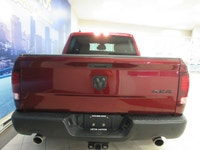 RAM 1500 2021 CLASSIC WARLOCK SLT ÉDITION V-8 5.7 HEMI CREW-CAB BOITE 5.7 PIEDS 4X4 / RATIO DE 3.92... (image 6)