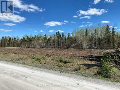 Don't miss this opportunity to build your dream home so close to Ottawa. This spacious 1.11 acre lot...