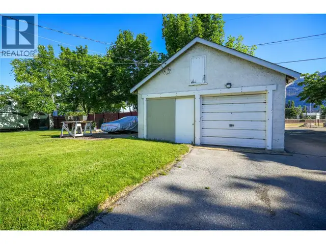 9 Harbour Key Drive Osoyoos, British Columbia in Houses for Sale in Penticton - Image 24