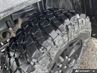 Check out this 2023 Jeep Gladiator Willys while we still have it in stock! * This Jeep Gladiator is... (image 9)