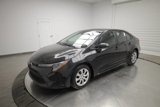 2022 Toyota Corolla LE in Cars & Trucks in Calgary - Image 4