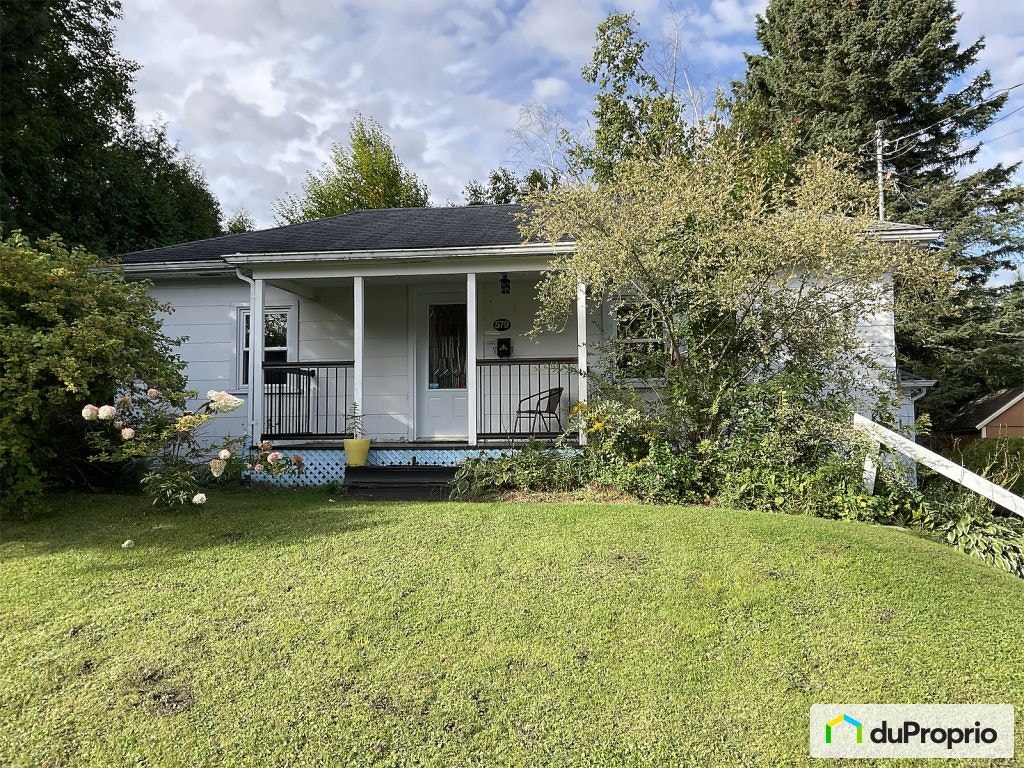 $380,000 - Bungalow for sale in Beauport — photo 1
