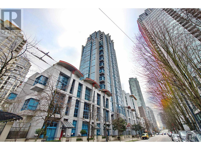 1702 1238 SEYMOUR STREET Vancouver, British Columbia in Condos for Sale in Vancouver - Image 2
